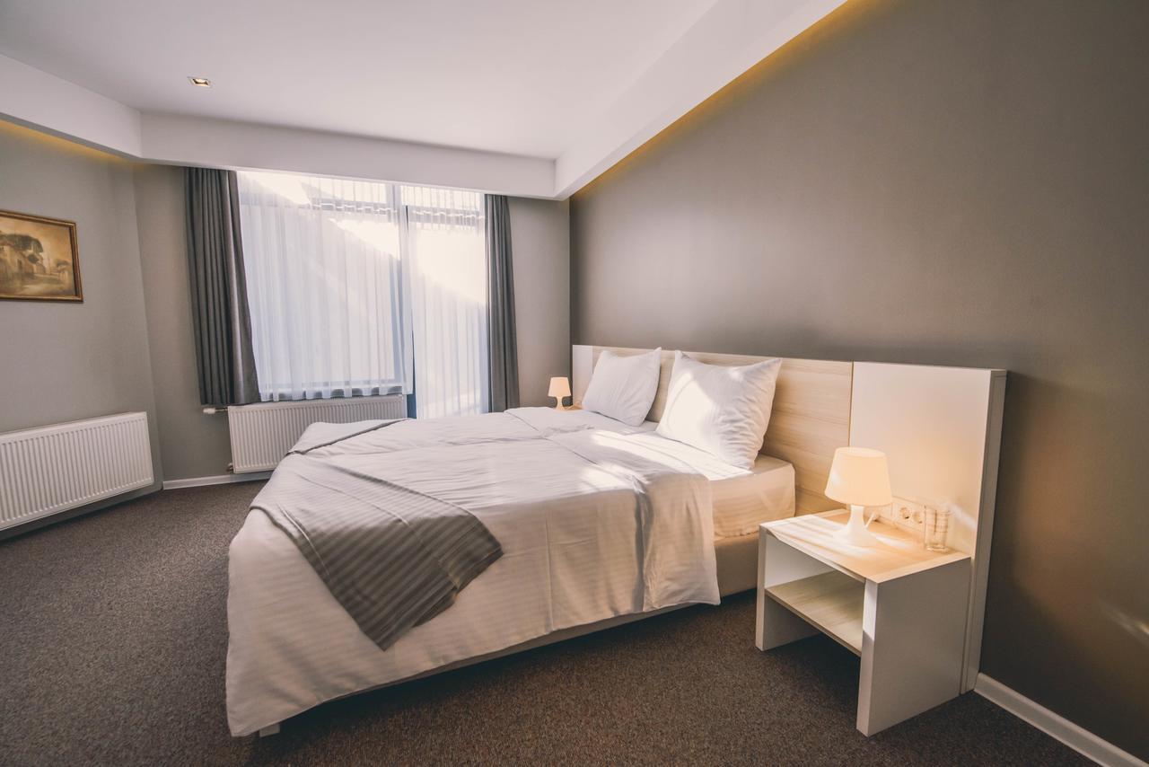 Hotel Nova Bentbasa ซาราเยโว ภายนอก รูปภาพ