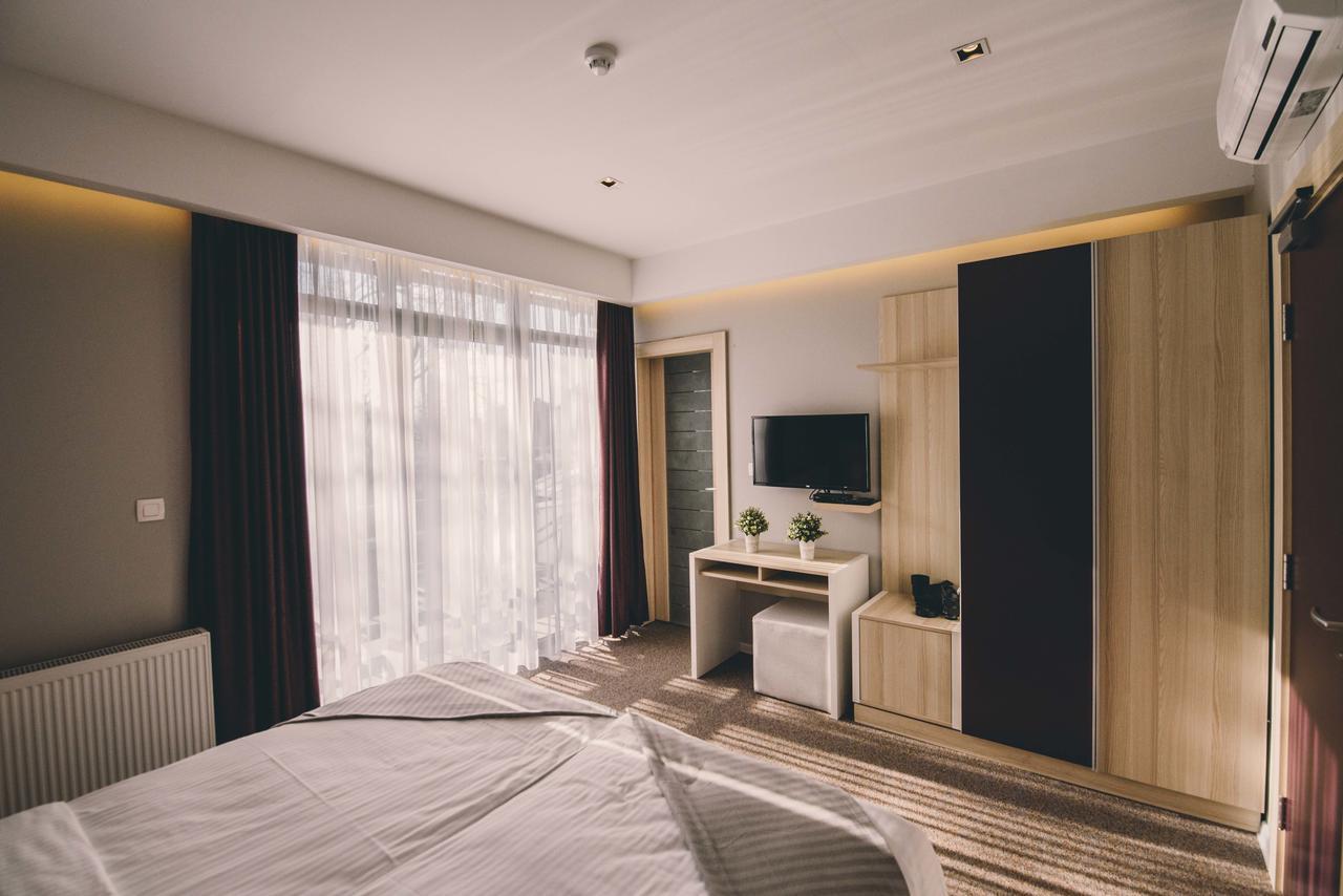 Hotel Nova Bentbasa ซาราเยโว ภายนอก รูปภาพ